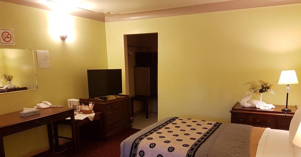 Capri Motel พอร์ทโคลบอร์น ภายนอก รูปภาพ