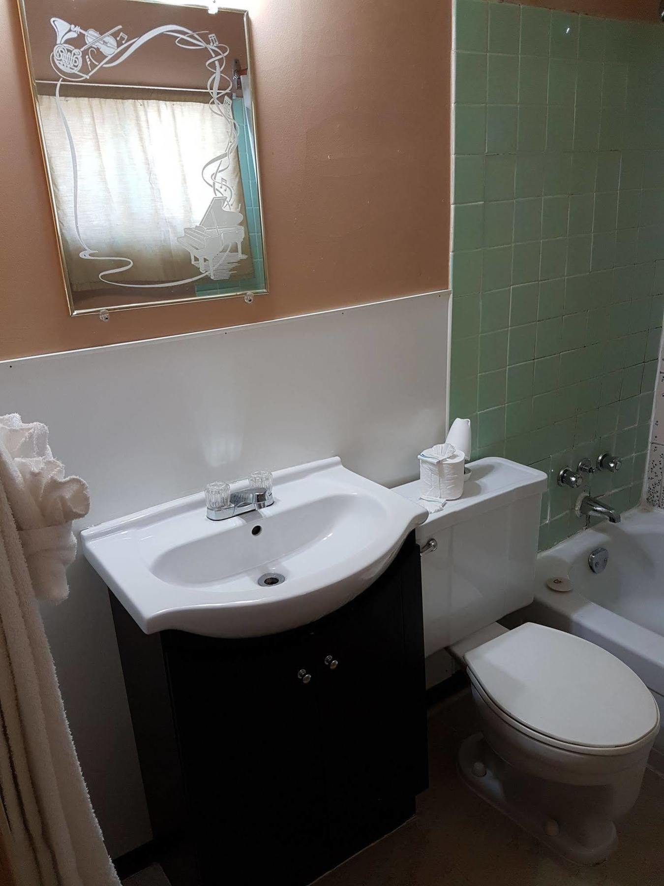 Capri Motel พอร์ทโคลบอร์น ภายนอก รูปภาพ